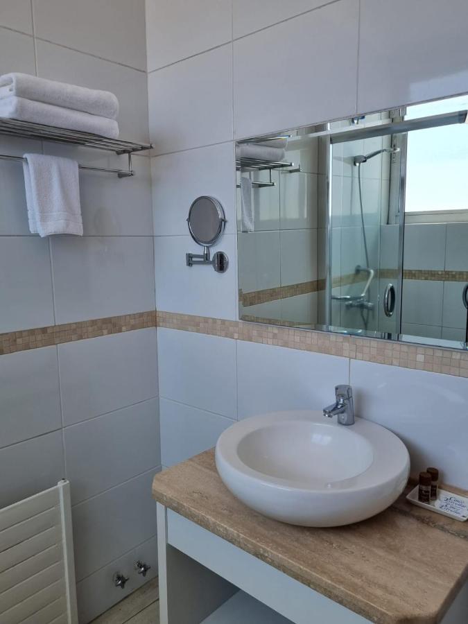 Hotel Plaza Cienfuegos Talca  Bagian luar foto