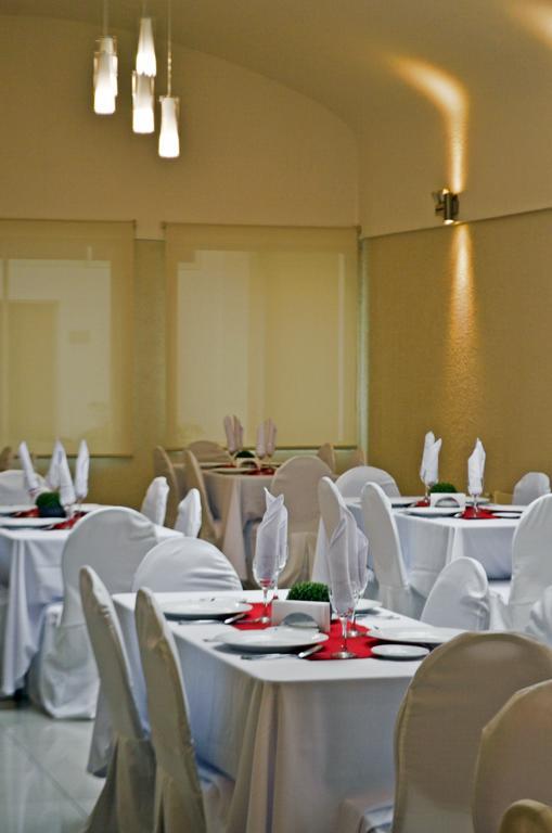 Hotel Plaza Cienfuegos Talca  Bagian luar foto