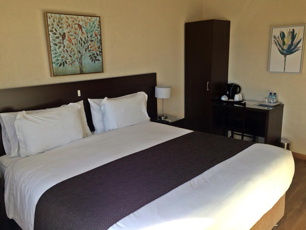 Hotel Plaza Cienfuegos Talca  Bagian luar foto